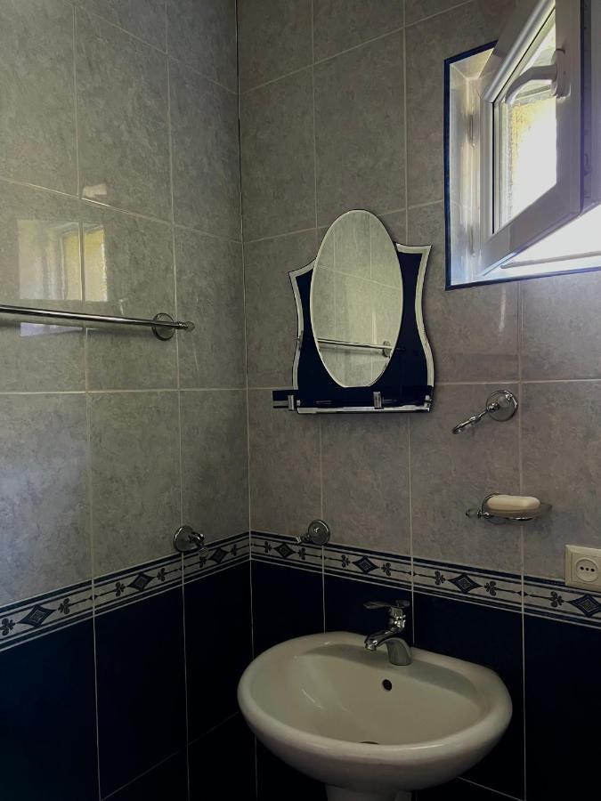 Guesthouse Kostava 72 Kazbegi Exterior foto